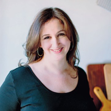 americas-favorite-companion-3